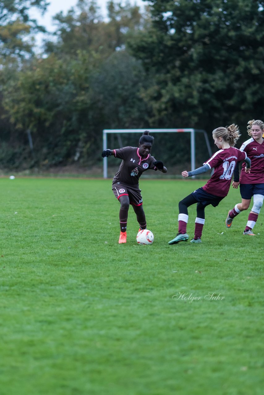 Bild 237 - C-Juniorinnen Halstenbek-Rellingen - St.Pauli : Ergebnis: 0:5